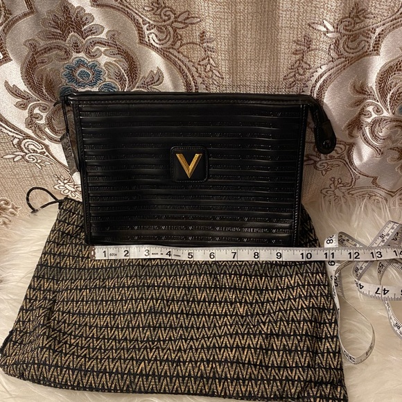 Valentino Clutch - Picture 4 of 5